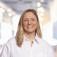 Dr. Christine Fenzlein Dr. Christine Fenzlein