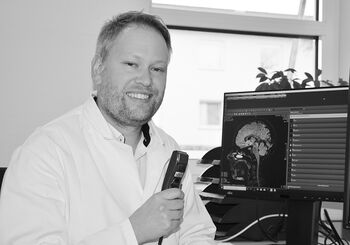Dr. Andreas Reutelsterz Dr. Andreas Reutelsterz